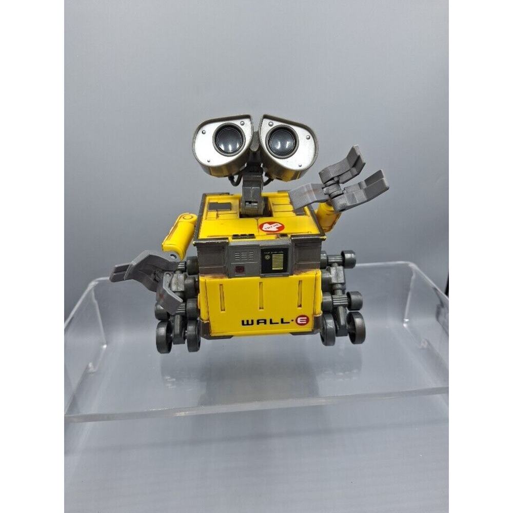 Disney's Pixar WALL*E Robot - Thinking Toy From Thinkway. No Remote Makes Sounds